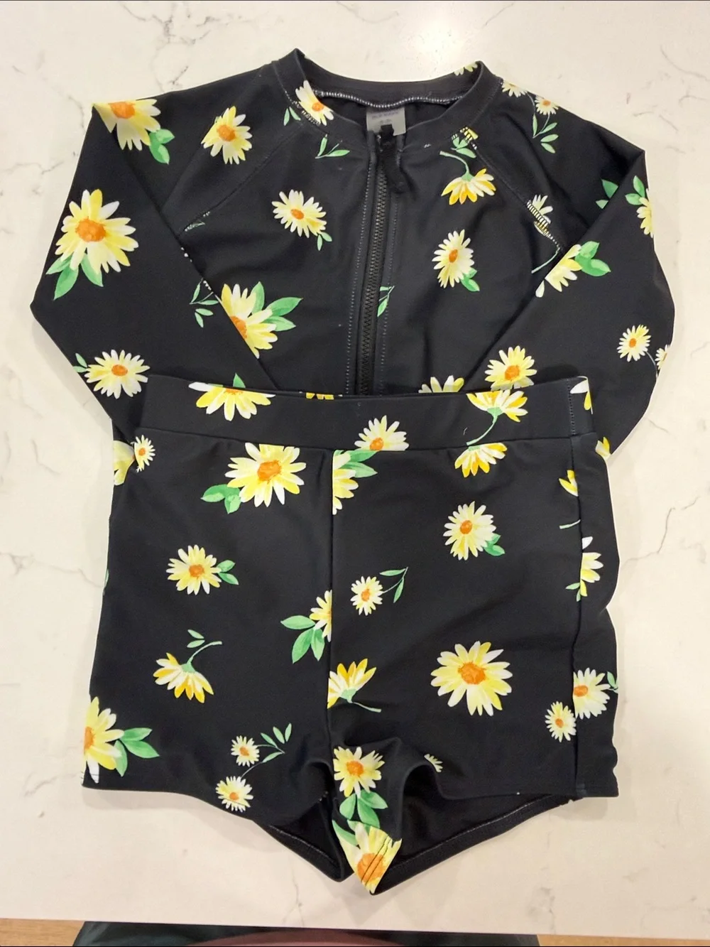 Old Navy/Quince Kids Swim Lot Like New (2 - sz. 8) (6 - sz. 6). 8 Total